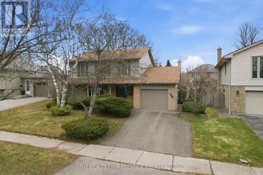 Detached at 126 GARDENVALE CRESCENT, London South