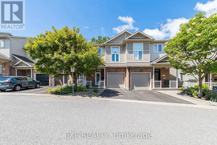 Townhouse at 172 PARKROSE PRIVATE, Ottawa