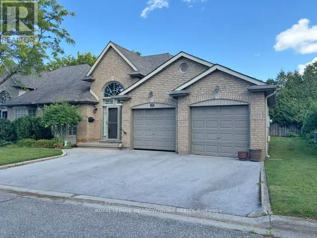 Townhouse at 7 - 26 RED HAVEN DRIVE, Grimsby