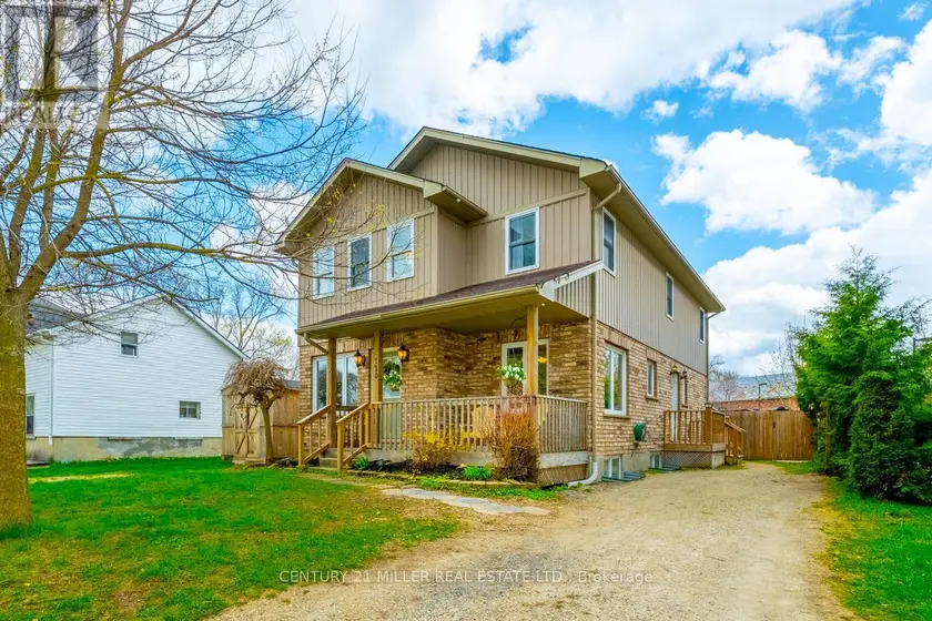 Detached at 120 CHARLES STREET E, Wellington North