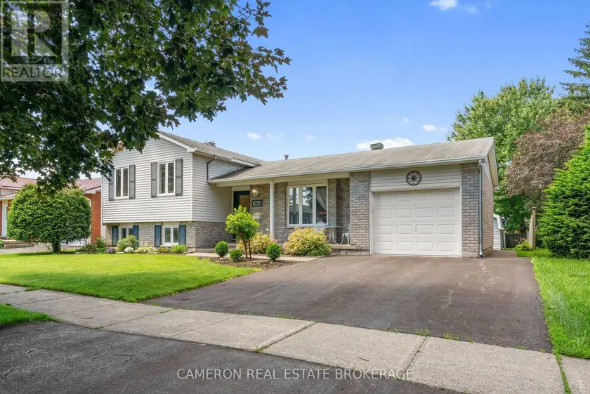 Detached at 368 ANGELA CRESCENT, Cornwall
