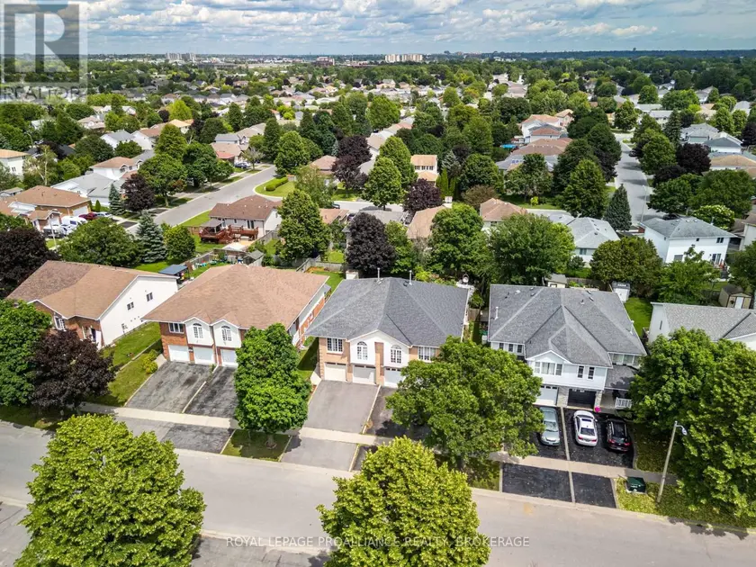 Semi-Detached/Link at 653 BARNSLEY CRESCENT, Kingston
