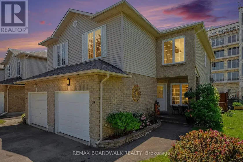 Townhouse at 38 ROGER CRESCENT, Casselman
