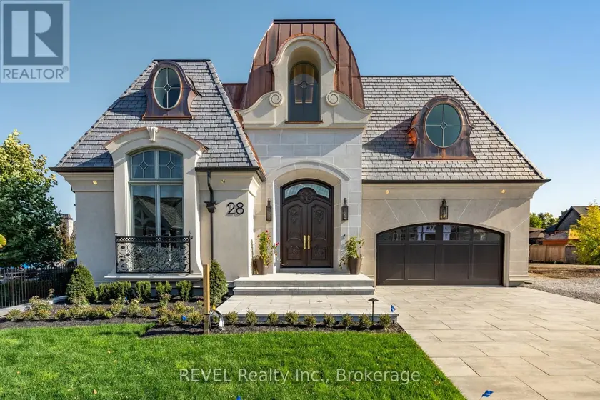 Detached at 28 COTTAGE STREET, Niagara-on-the-Lake