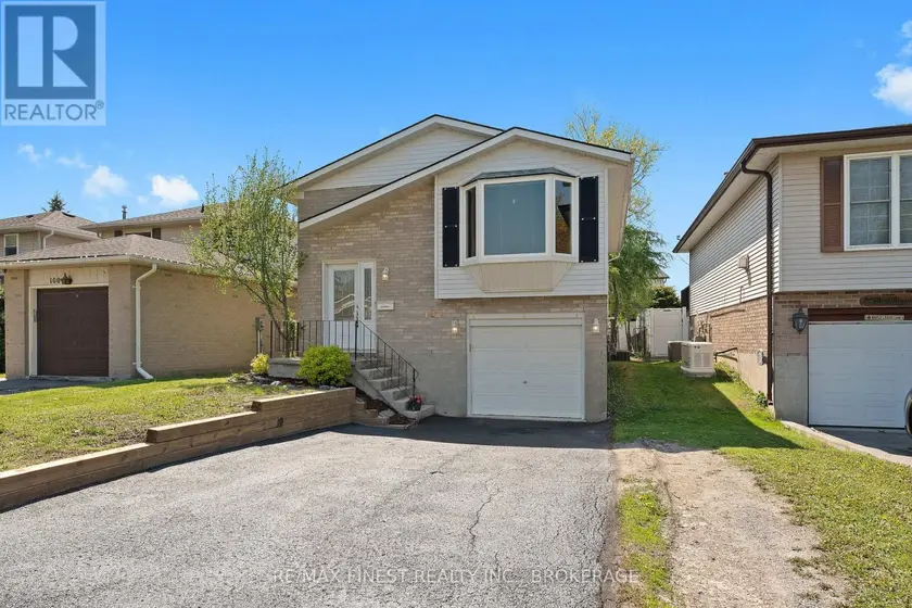 Detached at 102 GRENADIER DRIVE, Kingston)