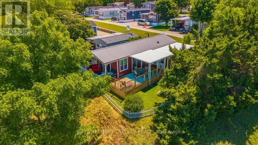 Detached at 400 - 8685 ROCK GLEN ROAD, Lambton Shores