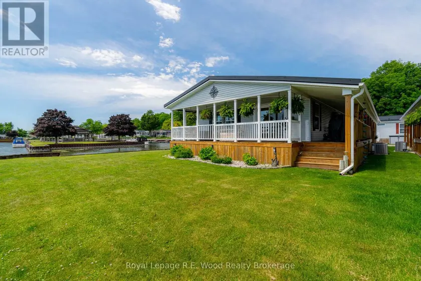 Detached at 84 - 340 FRONT ROAD, Norfolk