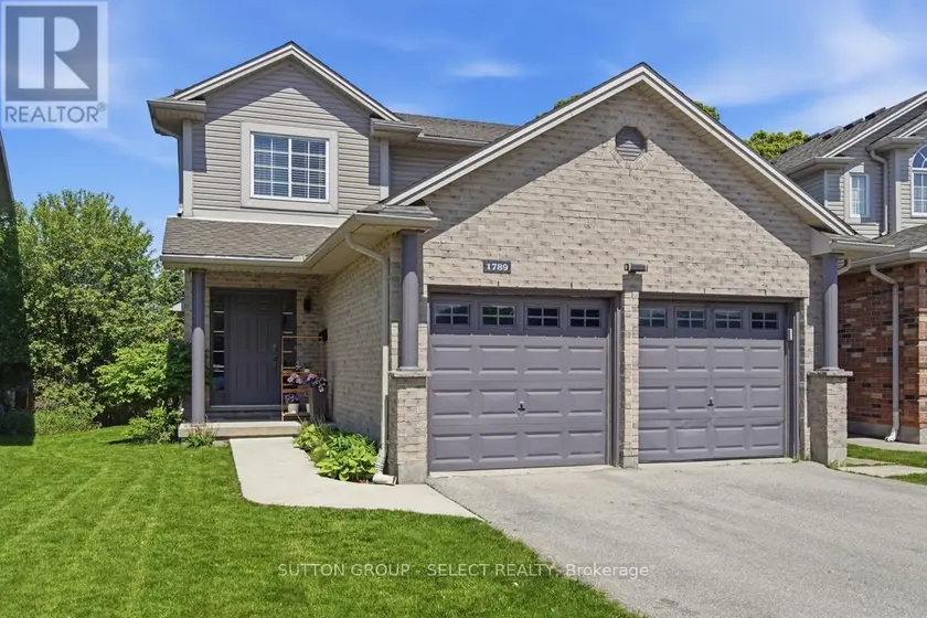 Detached at 1789 DEVOS DRIVE, London North