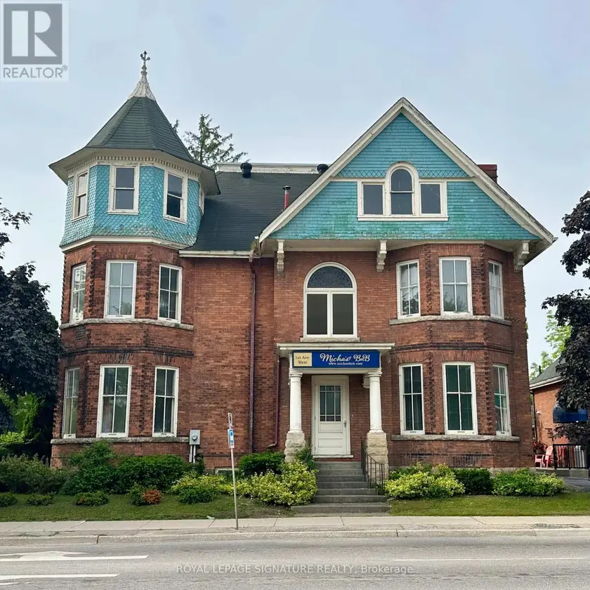Detached at 1000 1ST AVENUE W, Owen Sound