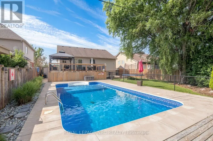 Detached at 4001 WEINBRENNER ROAD, Niagara Falls