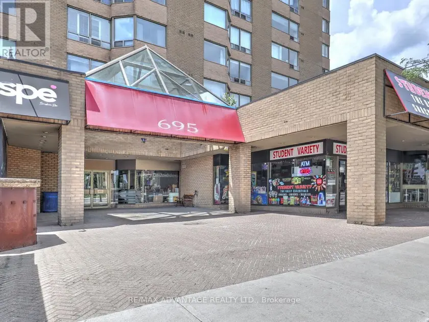 Apartment at 304 - 695 RICHMOND STREET, London