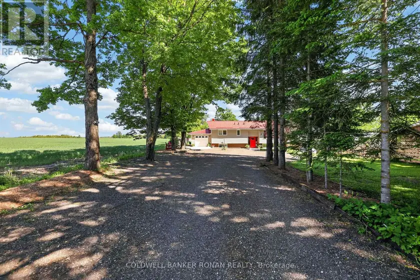 Detached at 681170 260 SIDE ROAD, Melancthon