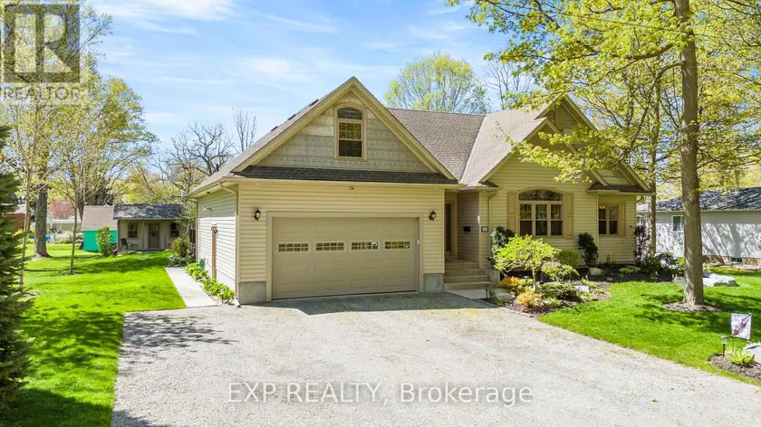 Detached at 4893 FIRELANE 18, Port Colborne