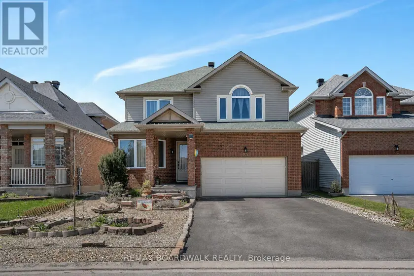 Detached at 102 MOSSWOOD COURT, Ottawa
