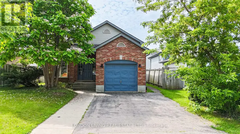 Detached at 165 THURMAN CIRCLE, London