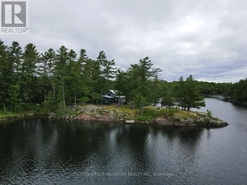 Detached at 34 SR407 SEVERN RIVER, Muskoka Lakes