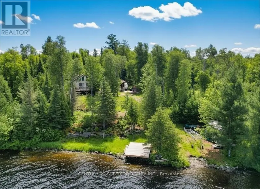 Detached at 12 PLATEAU LAKE ROAD, Rainy River Remote Area
