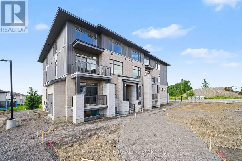 Townhouse at BUILDING 1, Ottawa