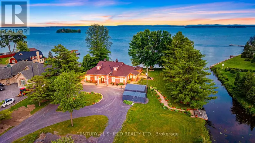 Detached at 20236 COUNTY ROAD 2 ROAD, South Glengarry