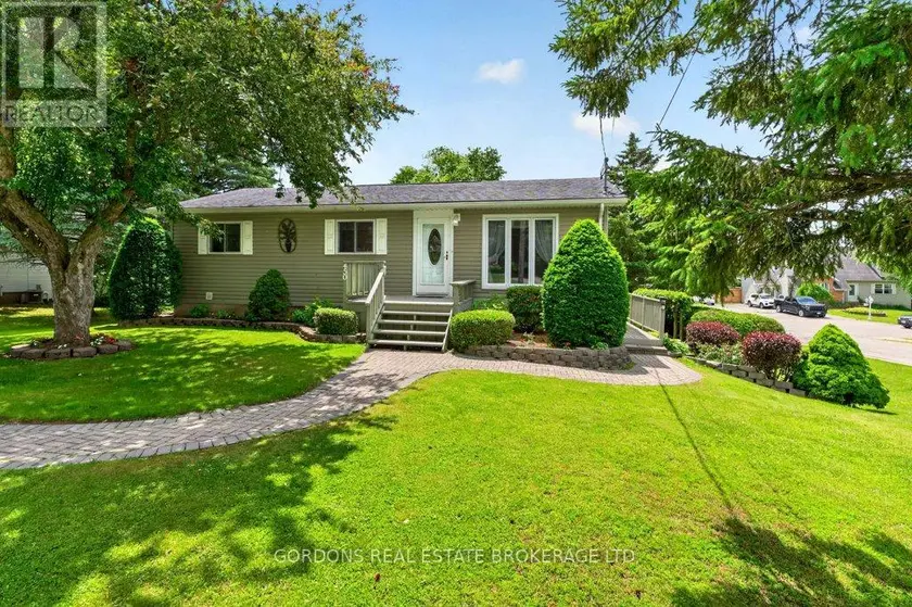 Detached at 450 CHARLES STREET N, Gananoque