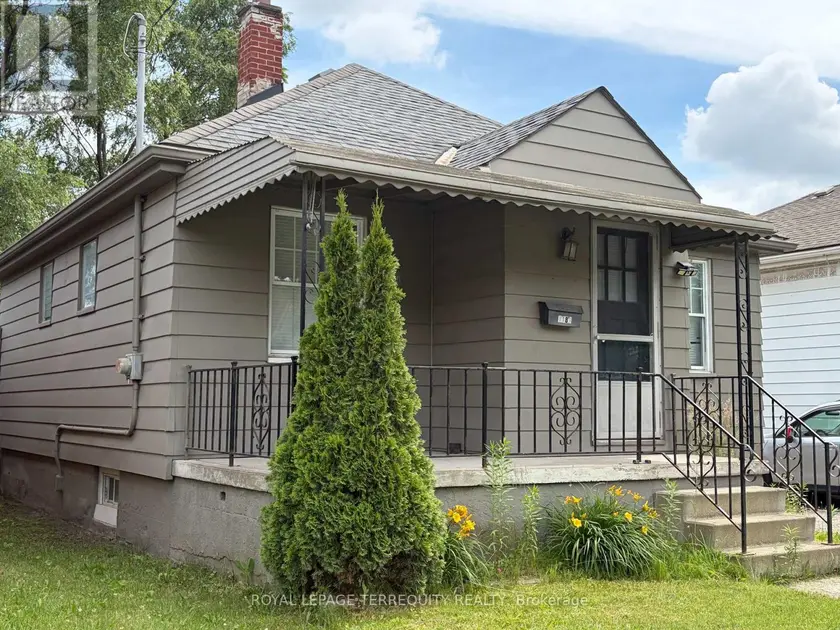 Detached at 1181 FLORENCE STREET, London East (East M)