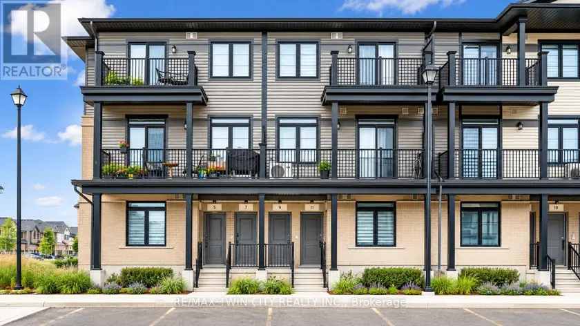 Townhouse at 9 LOMOND LANE, Kitchener