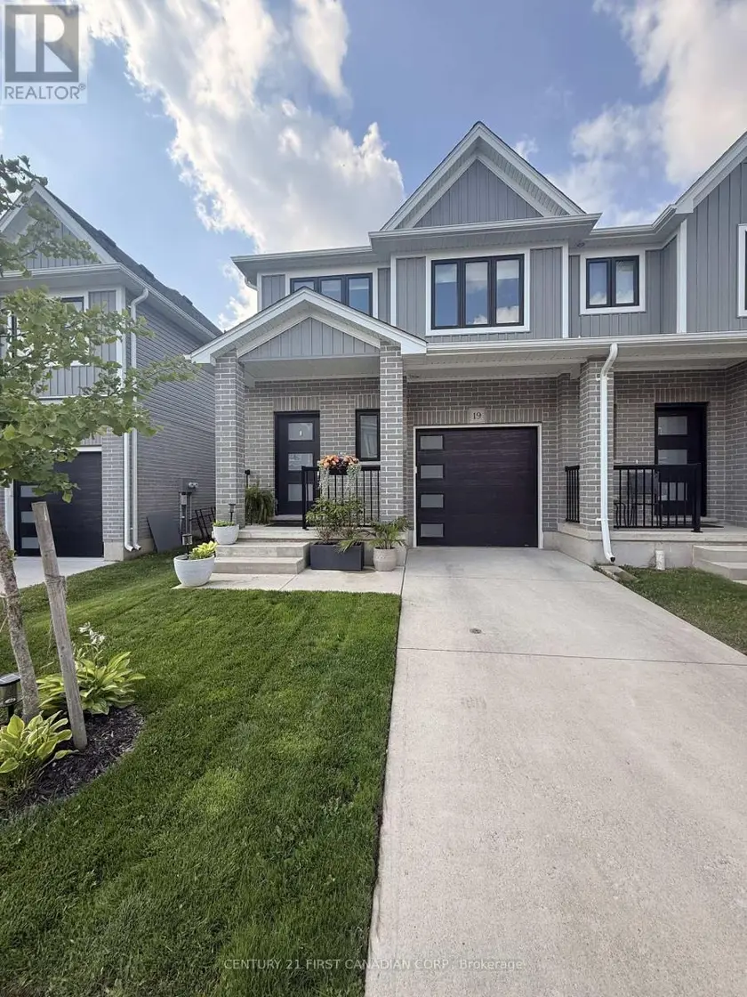 Townhouse at 19 - 17 NICHOLSON STREET, Lucan Biddulph