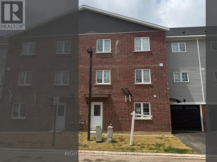 Townhouse at (MAIN) - 113 HIGHRIVER TRAIL, Welland