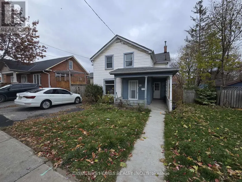Detached at 19 CEDAR STREET, Belleville (Belleville Ward)