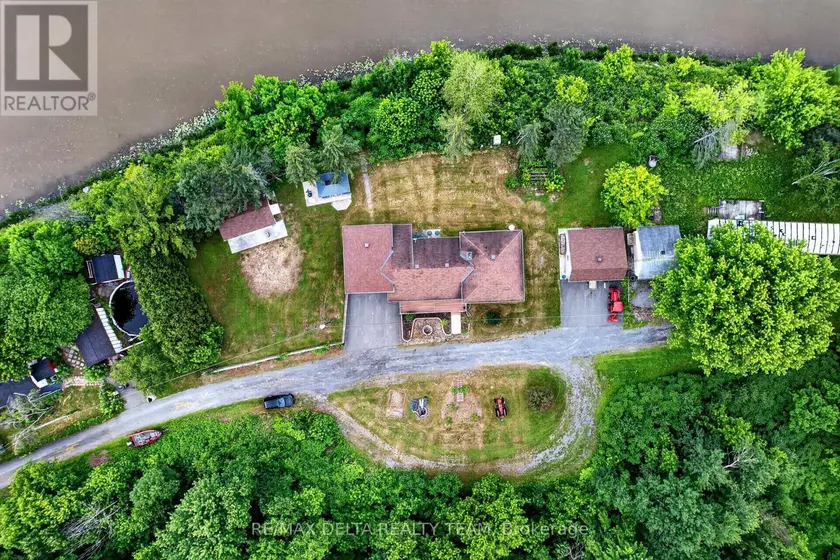 Detached at 1821 CH BERCIER ROAD, Alfred and Plantagenet