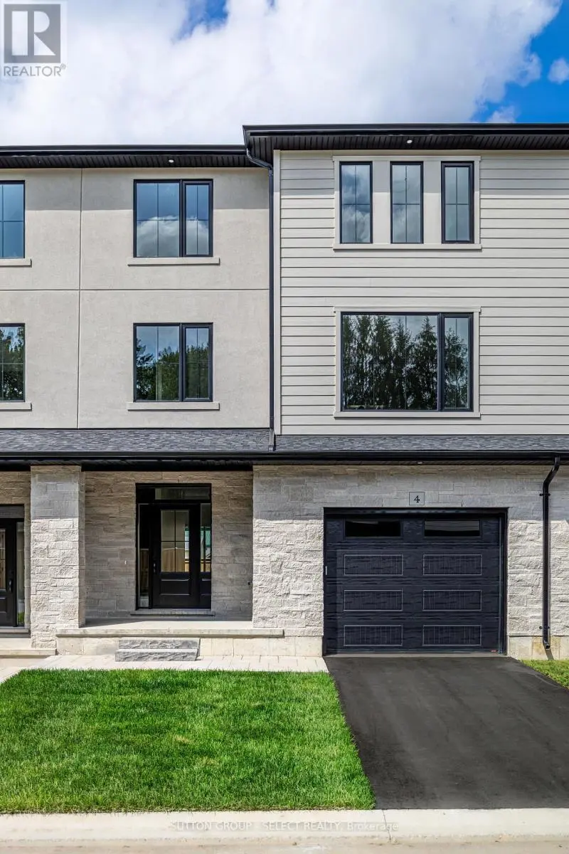 Townhouse at 4 - 233 UPPER QUEEN STREET, Thames Centre