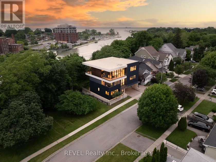 Detached at 5 MICHIGAN AVENUE, St. Catharines