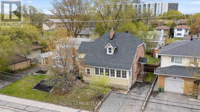 Detached at 910 PINECREST ROAD, Ottawa