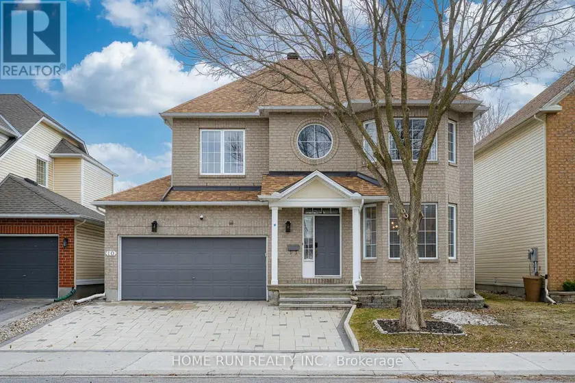 Detached at 10 PAVONA STREET, Ottawa