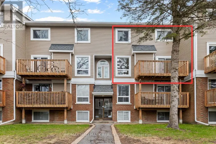 Townhouse at 8 - 520 FENERTY COURT, Ottawa