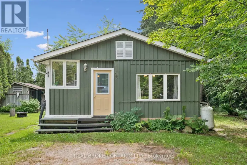 Detached at 127 CEDAR CRESCENT, Centre Wellington