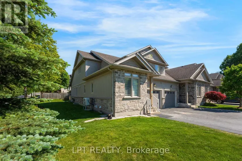Townhouse at 13 - 795 LAURELWOOD DRIVE, Waterloo