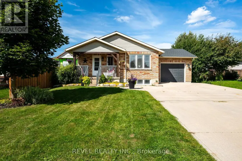 Detached at 771 PRINCESS STREET, Wellington North