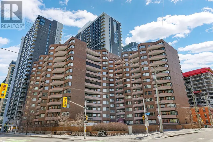 Apartment at 810 - 151 BAY STREET, Ottawa