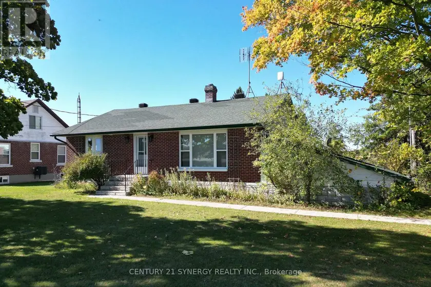 Detached at 12009 HIGHWAY 15, Smiths Falls