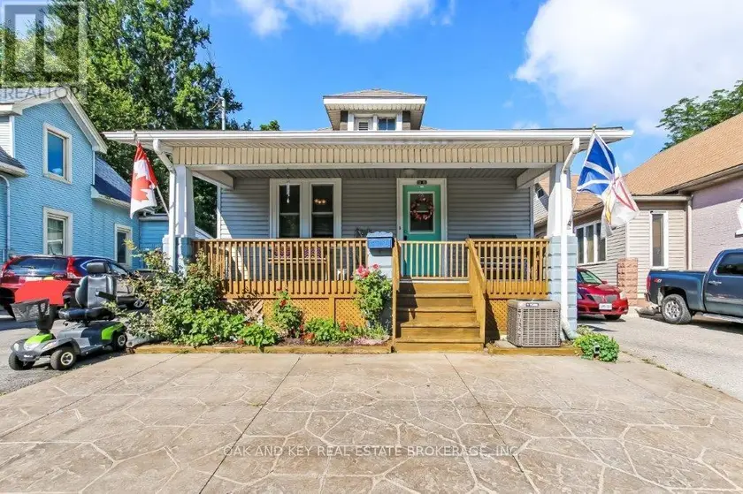 Detached at 59 ADELAIDE STREET S, London South
