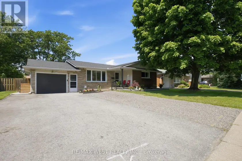 Detached at 453 LEONARD AVENUE, Welland