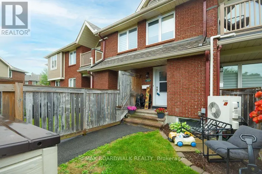 Townhouse at 205 - 1760 CABARET LANE, Ottawa