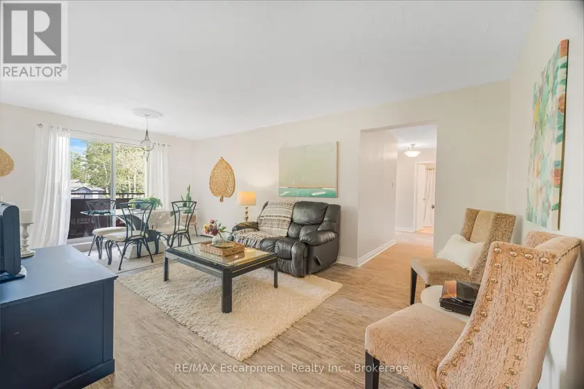 Apartment at 203 - 485 THOROLD ROAD, Welland