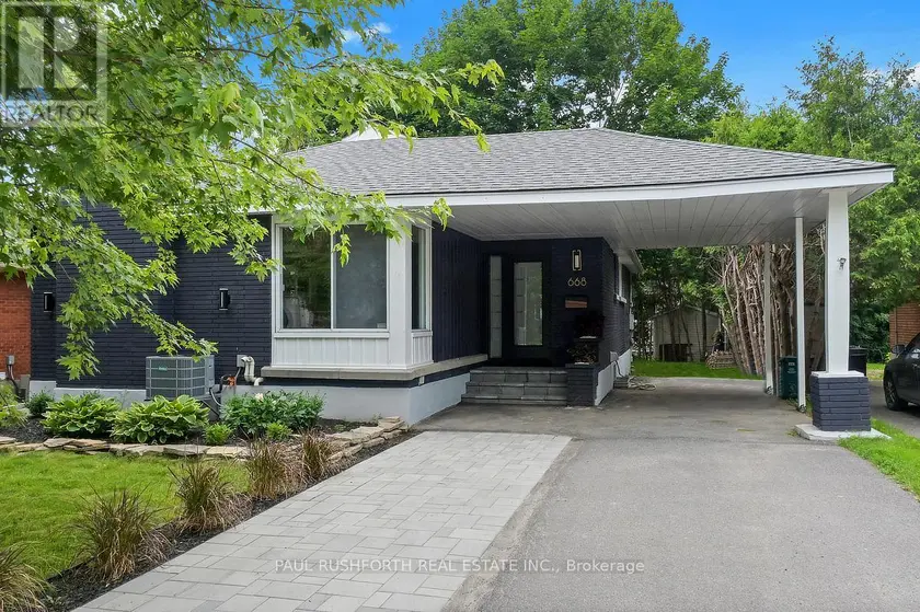 Detached at 668 FRASER AVENUE, Ottawa