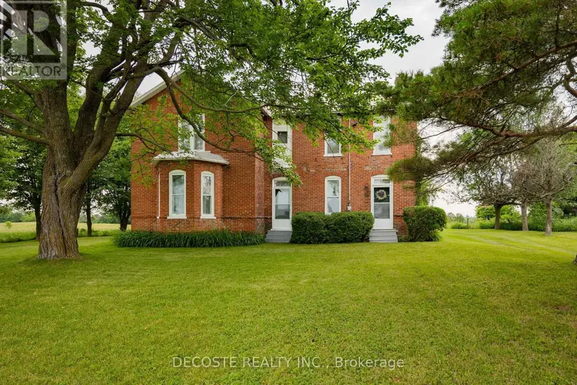 Detached at 1915 COUNTY ROAD 34 HIGHWAY, North Glengarry