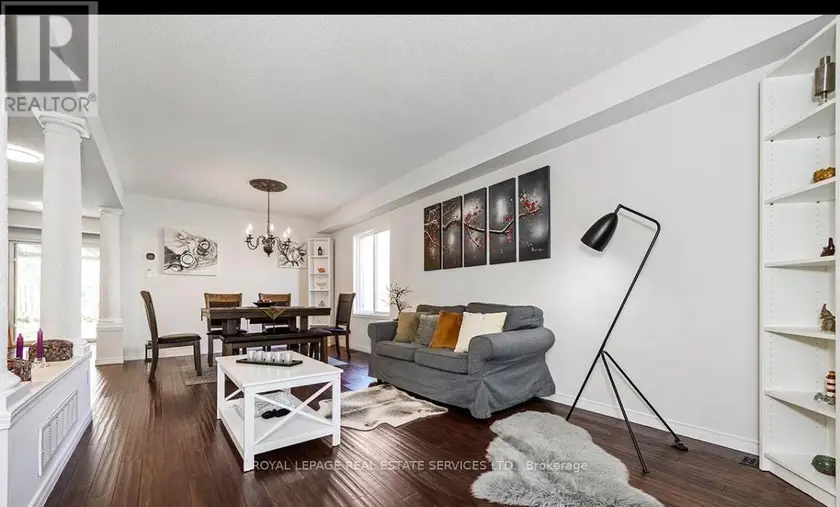 Detached at 635 COMMONWEALTH CRESCENT, Kitchener