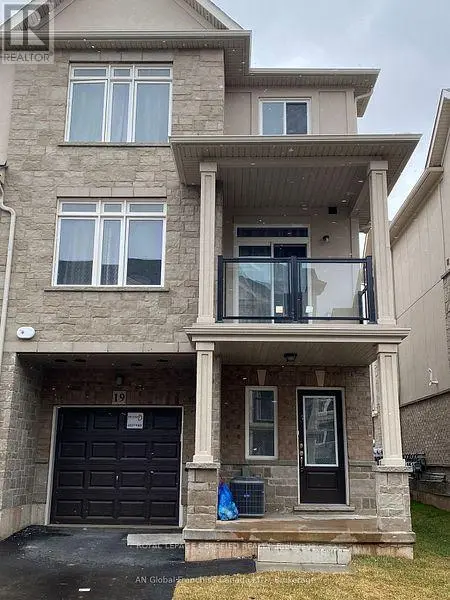 Townhouse at 19 - 40 ZINFANDEL DRIVE, Hamilton