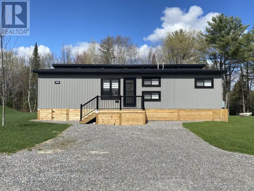 Detached at LC0001 - 1047 BONNIE LAKE CAMP DRIVE, Bracebridge