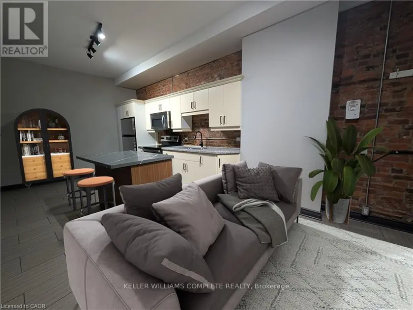 Townhouse at B - 473 KING STREET W, Hamilton